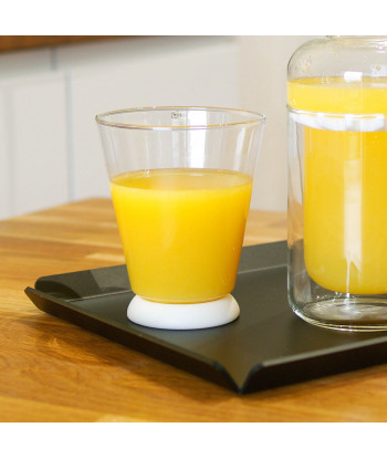 Verre avec une base en...